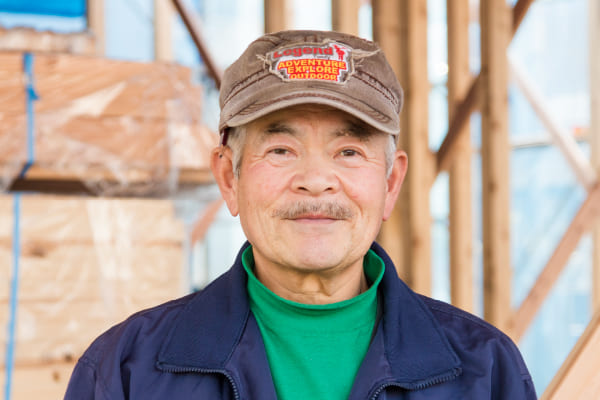 ムクヤホームの棟梁 室井武友の顔写真