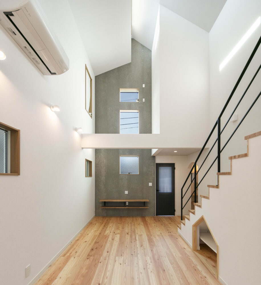 まるで美術館。吹き抜けたっぷりな家のイメージ