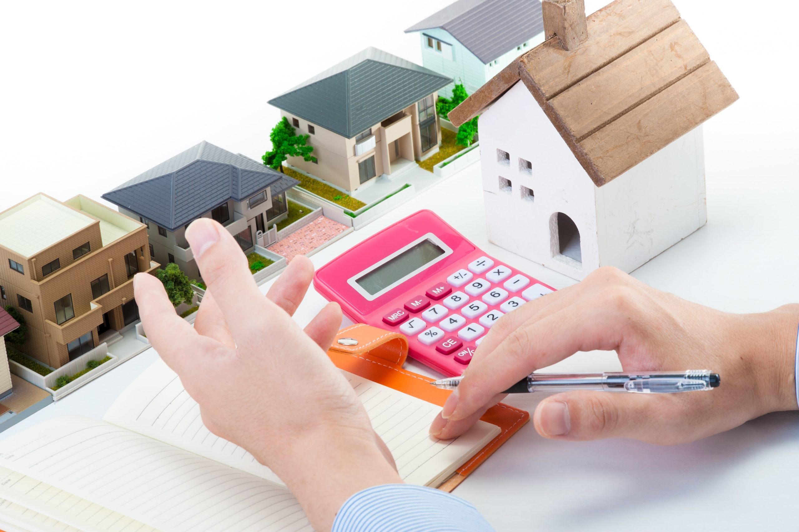 借りるべき住宅ローンって？住宅ローンの金利は固定一択！